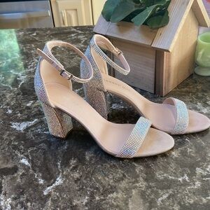 Madden Girl heels sz 8 euc Beella glitzy